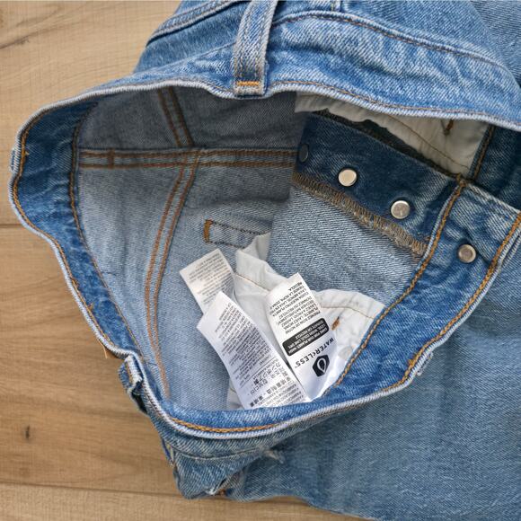 Levi's 501 Original Fit Ripped Light Wash Button Fly Jeans Women Sz 25 - Picture 4 of 9